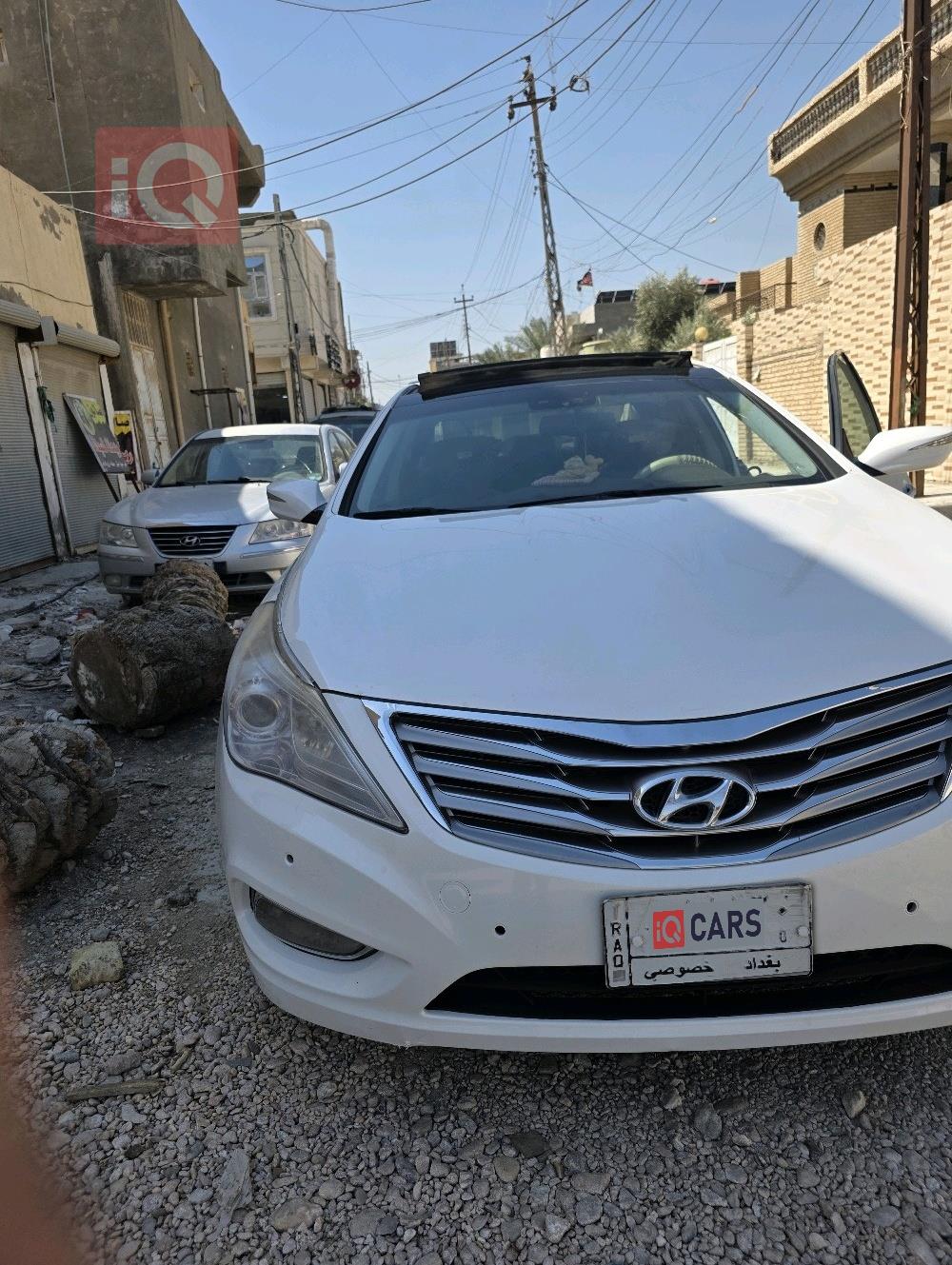 هيونداي أزيرا